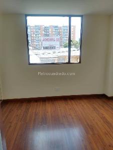 Apartamento de 3 alcobas en arriendo en Cedro Salazar, Bogotá, 63 m² · foto 3 de 18