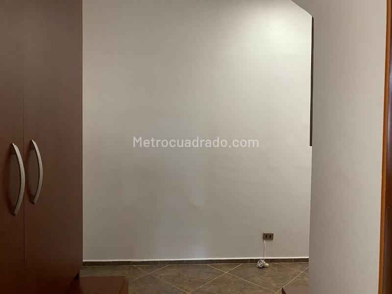 Piso – Bogotá D.C. - Más