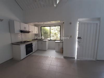Casa de 3 alcobas en venta en La Arboleda, Girardot, 100 m² · foto 3 de 19