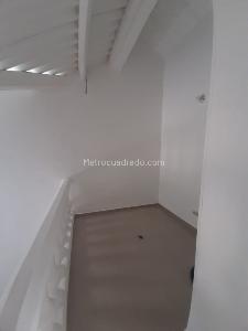 Casa de 3 alcobas en venta en La Arboleda, Girardot, 100 m² · foto 7 de 19