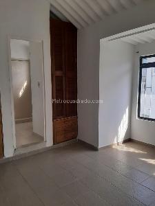 Casa de 3 alcobas en venta en La Arboleda, Girardot, 100 m² · foto 9 de 19