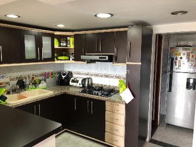 Apartamento de 5 alcobas en venta en Restrepo Luna Park, Bogotá, 156 m² · foto 4 de 20