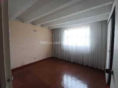 Casa en venta en Villas De Granada Occidente, Bogotá · foto 7 de 11
