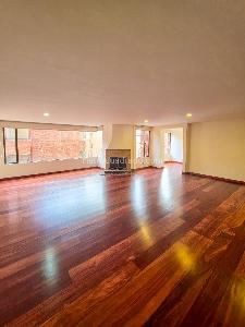 Apartamento en venta en La Carolina, Bogotá · foto 3 de 20