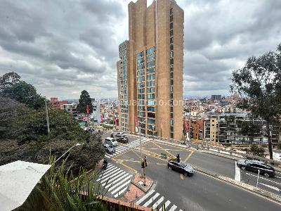 Apartamento de 2 alcobas en venta en Chapinero Alto, Bogotá, 84 m² · foto 10 de 14