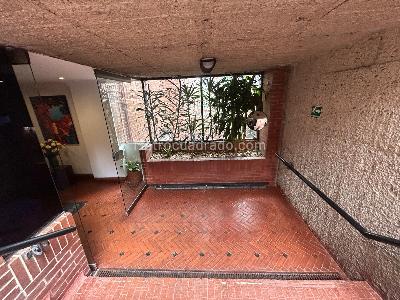 Apartamento de 2 alcobas en venta en Chapinero Alto, Bogotá, 84 m² · foto 13 de 14