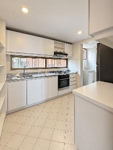 Apartamento de 2 alcobas en venta en Chapinero Alto, Bogotá, 84 m² · foto 6 de 14