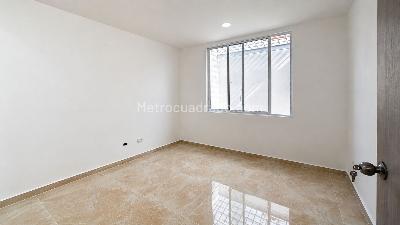 Casa de 4 alcobas en venta en La Independencia, Palmira, 61 m² · foto 9 de 12