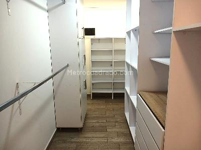 Casa de 5 alcobas en venta en La Doctora, Sabaneta, 238 m² · foto 11 de 20