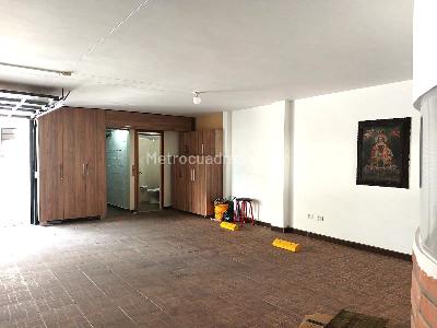 Casa de 5 alcobas en venta en La Doctora, Sabaneta, 238 m² · foto 13 de 20
