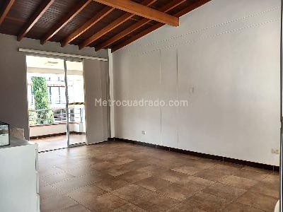 Casa de 5 alcobas en venta en La Doctora, Sabaneta, 238 m² · foto 7 de 20