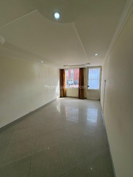 Casa – Bogotá, Bochica, Localidad Engativá - Vista 4