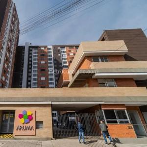 Apartamento de 2 alcobas en venta en Los Martires, Bogotá, 33 m² · foto 2 de 20