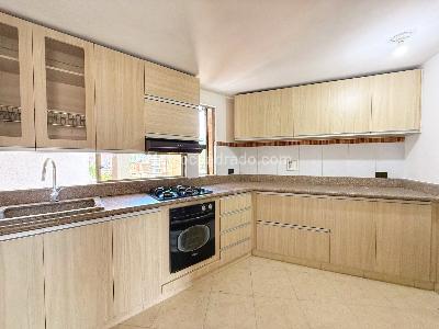 Apartamento de 3 alcobas en venta en Conquistadores, Medellín, 104 m² · foto 17 de 19
