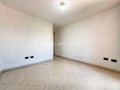 Apartamento de 3 alcobas en venta en Conquistadores, Medellín, 104 m² · foto 12 de 19