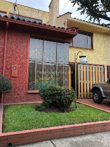 Casa de 4 alcobas en venta en Entre Rios, Bogotá, 175 m² · foto 2 de 7