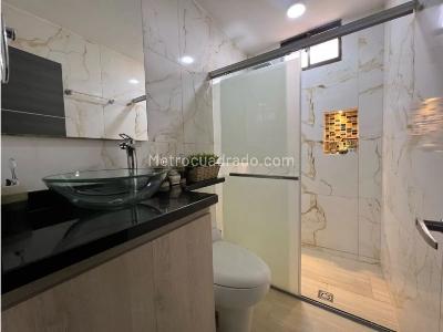 Apartamento en venta en Los Alcazares, Santa Marta · foto 12 de 13