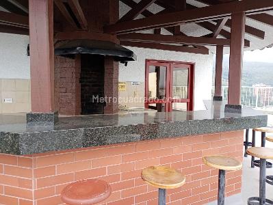 Apartamento de 5 alcobas en venta en Granada Norte, Cali, 400 m² · foto 18 de 19