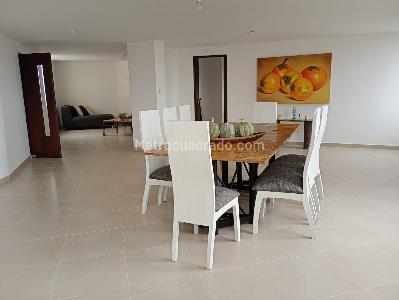 Apartamento de 5 alcobas en venta en Granada Norte, Cali, 400 m² · foto 4 de 19