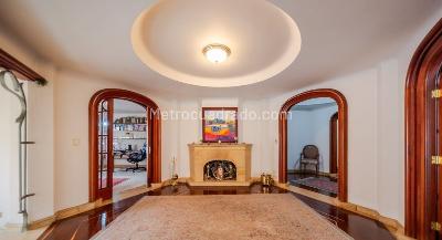 Apartamento de 3 alcobas en venta en El Nogal, Bogotá, 220 m² · foto 2 de 18
