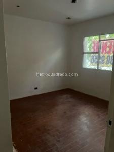 Casa de 5 alcobas en venta en Versalles, Cali, 350 m² · foto 5 de 12