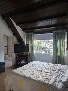 Casa de 5 alcobas en venta en Prado Veraniego Norte, Bogotá, 245 m² · foto 15 de 20