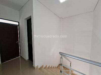 Casa de 4 alcobas en venta en Conjunto La Fontana, Girardot, 78 m² · foto 10 de 20