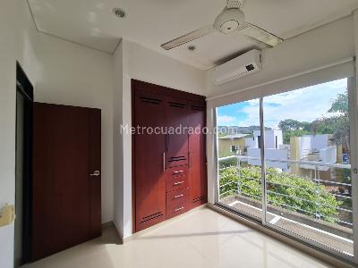 Casa de 4 alcobas en venta en Conjunto La Fontana, Girardot, 78 m² · foto 13 de 20