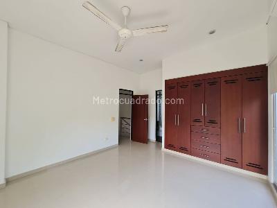 Casa de 4 alcobas en venta en Conjunto La Fontana, Girardot, 78 m² · foto 16 de 20