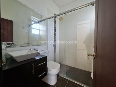 Casa de 4 alcobas en venta en Conjunto La Fontana, Girardot, 78 m² · foto 19 de 20