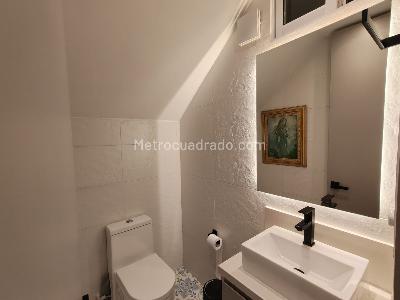 Casa de 5 alcobas en venta en Lagos Del Cacique, Bucaramanga, 237 m² · foto 19 de 20
