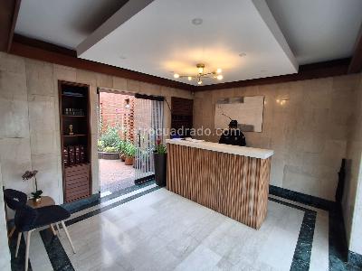 Apartamento de 2 alcobas en venta en Chico Navarra, Bogotá, 95 m² · foto 12 de 13