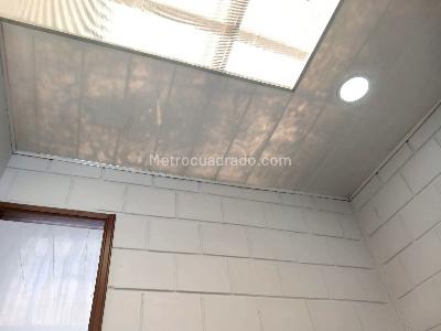 Casa de 5 alcobas en venta en Protecho Tunal, Bogotá, 136 m² · foto 14 de 17