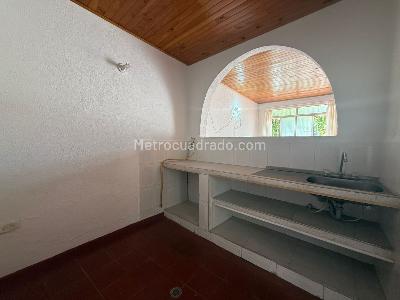 Casa de 2 alcobas en venta en Gaitan, Girardot, 120 m² · foto 6 de 17
