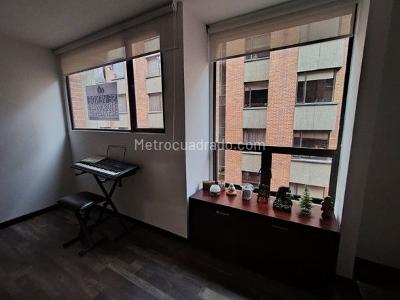 Apartamento de 2 alcobas en venta en La Carolina, Bogotá, 86 m² · foto 10 de 11