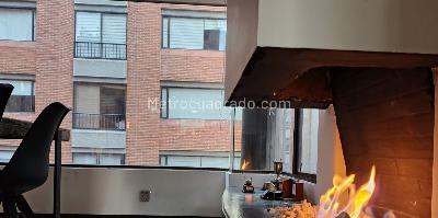 Apartamento de 2 alcobas en venta en La Carolina, Bogotá, 86 m² · foto 3 de 11