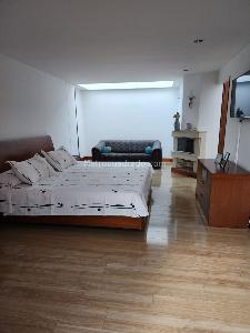 Apartamento de 4 alcobas en venta en Santa Paula, Bogotá, 209 m² · foto 3 de 16