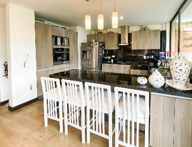 Casa de 3 alcobas en venta en Chuntame, Cajicá, 526 m² · foto 3 de 20