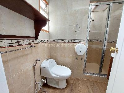 Apartamento de 5 alcobas en venta en Santa Ana Occidental, Bogotá, 405 m² · foto 17 de 20