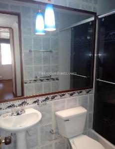 Apartamento de 4 alcobas en venta en Bosques Del Ferrol, Bogotá, 101 m² · foto 7 de 9