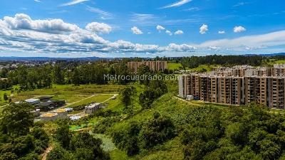 Apartamento de 2 alcobas en venta en Cuatro Esquinas, Rionegro, 68 m² · foto 10 de 11
