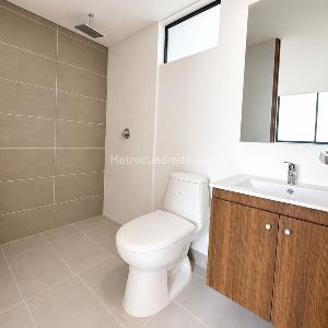 Apartamento de 2 alcobas en venta en Cuatro Esquinas, Rionegro, 68 m² · foto 8 de 11