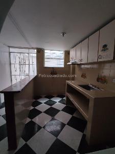 Casa de 4 alcobas en venta en La Salina, Bogotá, 216 m² · foto 5 de 16