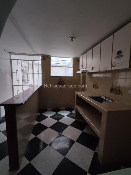 Casa – Bogotá, La Clarita, Localidad Engativá - Más