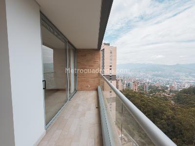Apartamento de 3 alcobas en venta en El Poblado, Medellín, 217 m² · foto 3 de 20