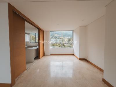 Apartamento de 3 alcobas en venta en El Poblado, Medellín, 217 m² · foto 4 de 20