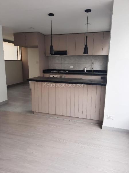 Piso – Bogotá D.C. - Más