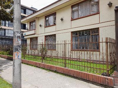 Casa de 5 alcobas en venta en Nicolas De Federman, Bogotá, 340 m² · foto 2 de 20