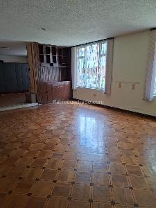 Casa de 5 alcobas en venta en Nicolas De Federman, Bogotá, 340 m² · foto 9 de 20