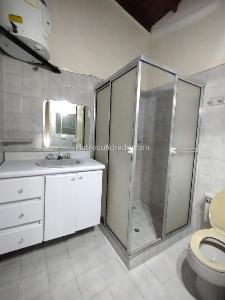 Casa de 5 alcobas en venta en El Velodromo, Medellín, 220 m² · foto 9 de 20